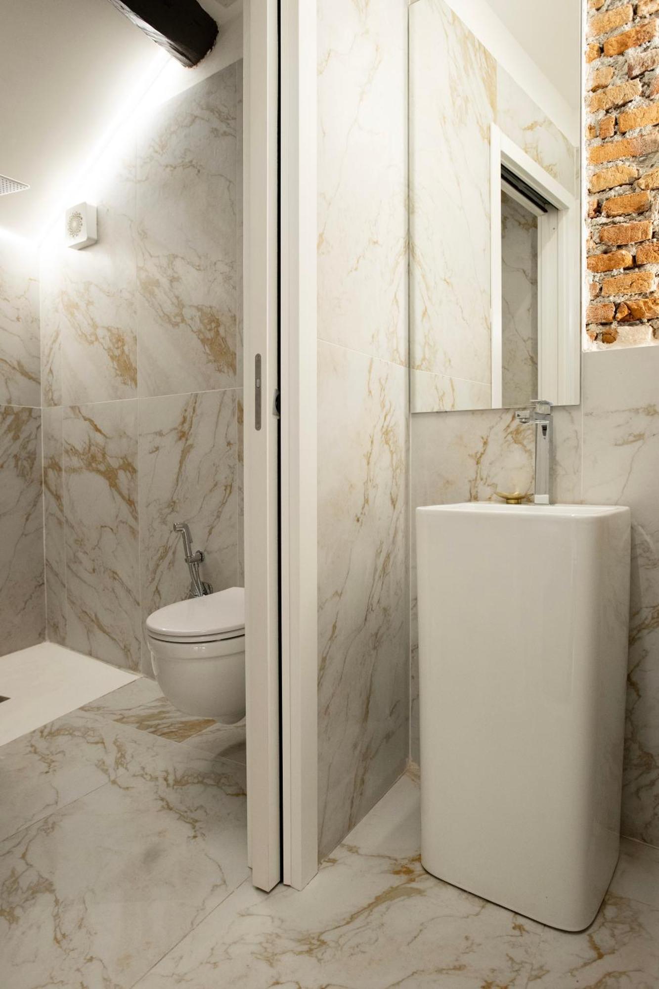 Апартаменти La Nuova Torretta Sui Navigli Мілан Екстер'єр фото